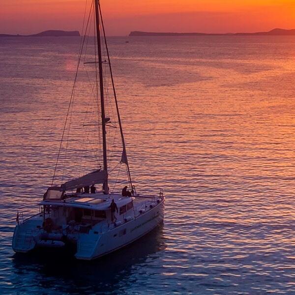 Santorini Caldera Catamaran Tour