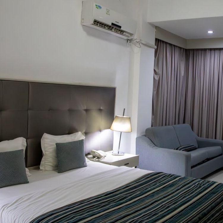 Hotel Emirais