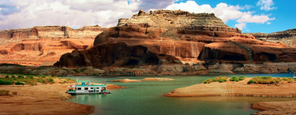 The Wedding Website of Caroline Roseri and Ethan Weatherby