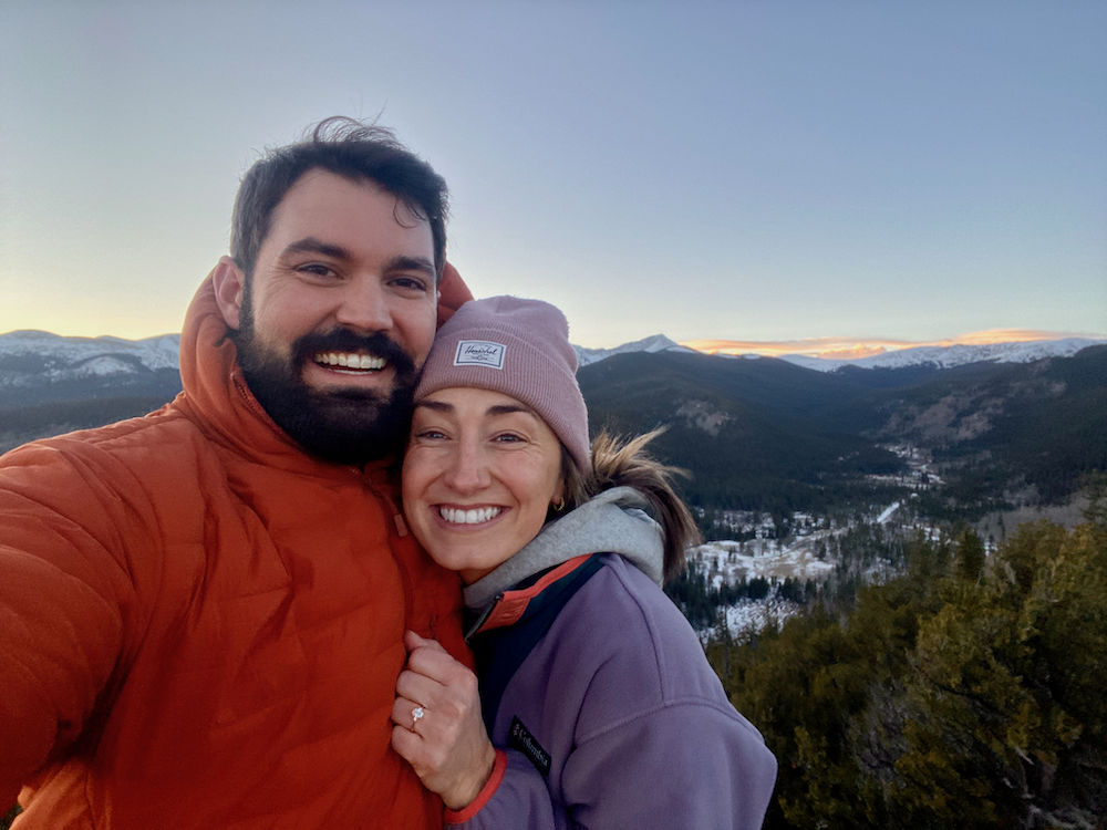 The Wedding Website of Jesse Applehans and Hogan Danneberg