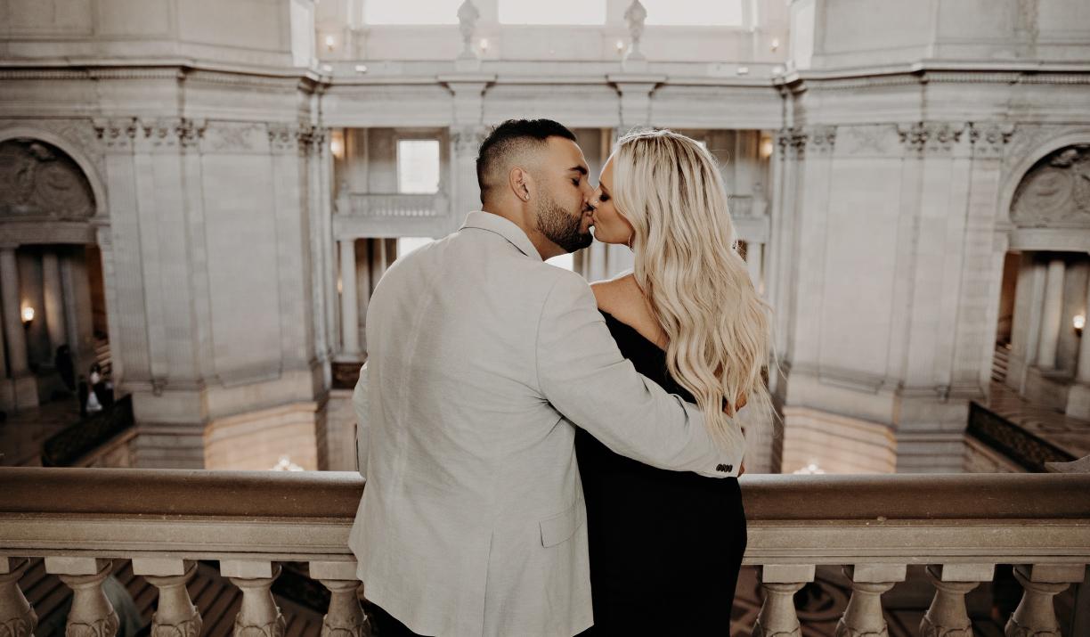 The Wedding Website of Lindsey Souza and Blake Contreras