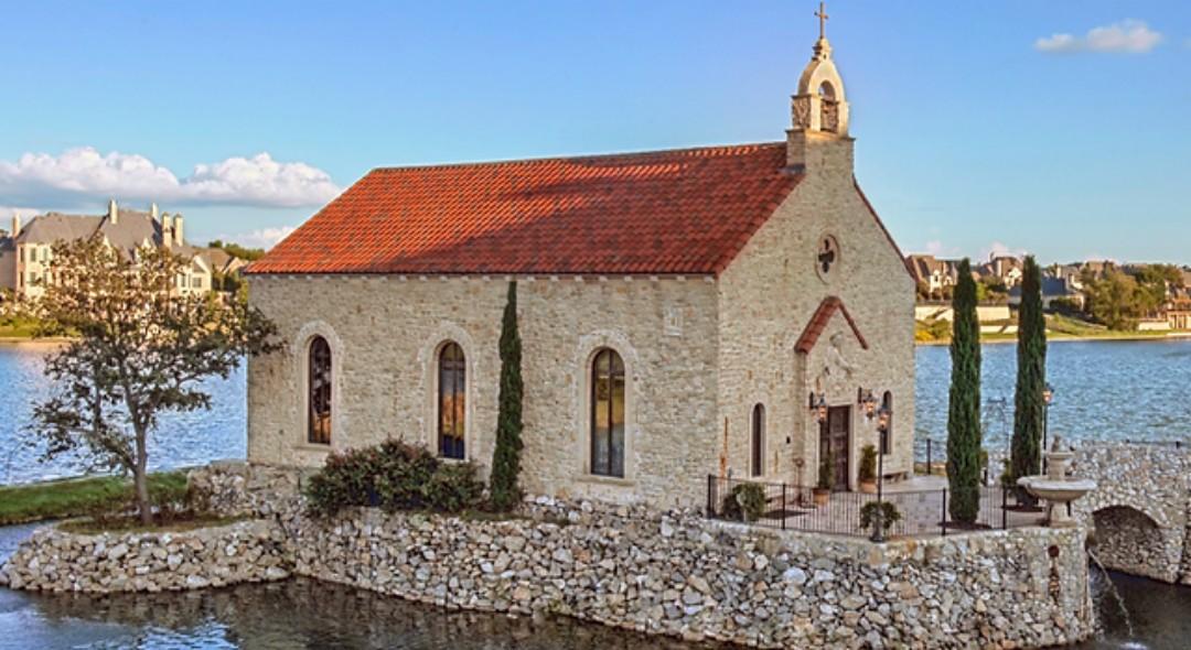 The Wedding Website of Angelina Rodriguez and Dustin Harrison
