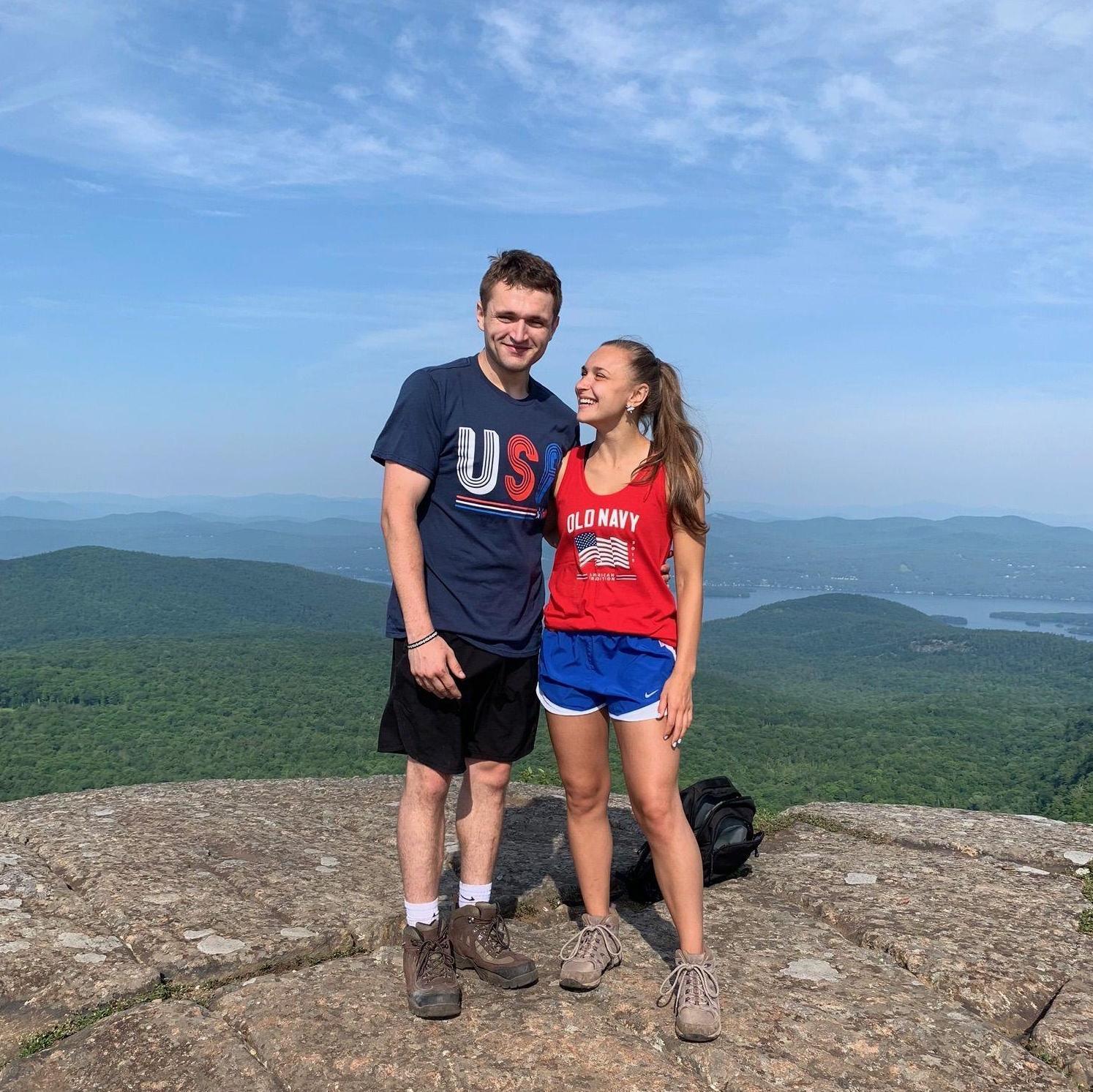 Hiking Sleeping Beauty on Fourth of July (2019)