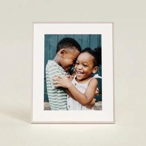 Aspen 12" | Aura's most versatile HD digital picture frame