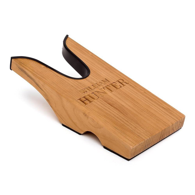 William Hunter Wooden Boot Jack - Cowboy Boot Puller - Heavy Duty with Rubber Inlay and Sturdy Design - Ideal for Removing Cowboy Boots, Works Boots and Shoes