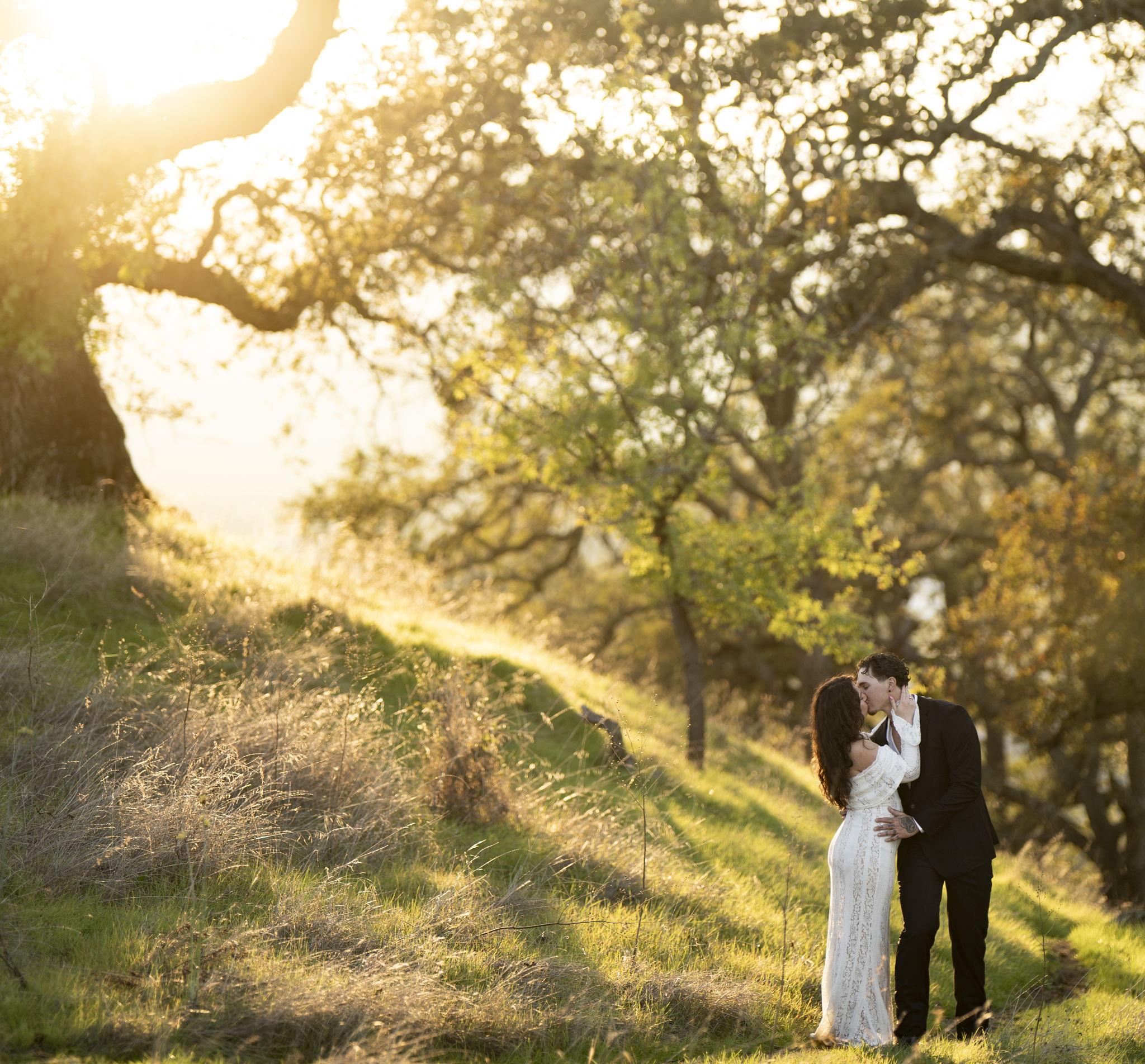 The Wedding Website of Laken Daily and Samuel Lamont