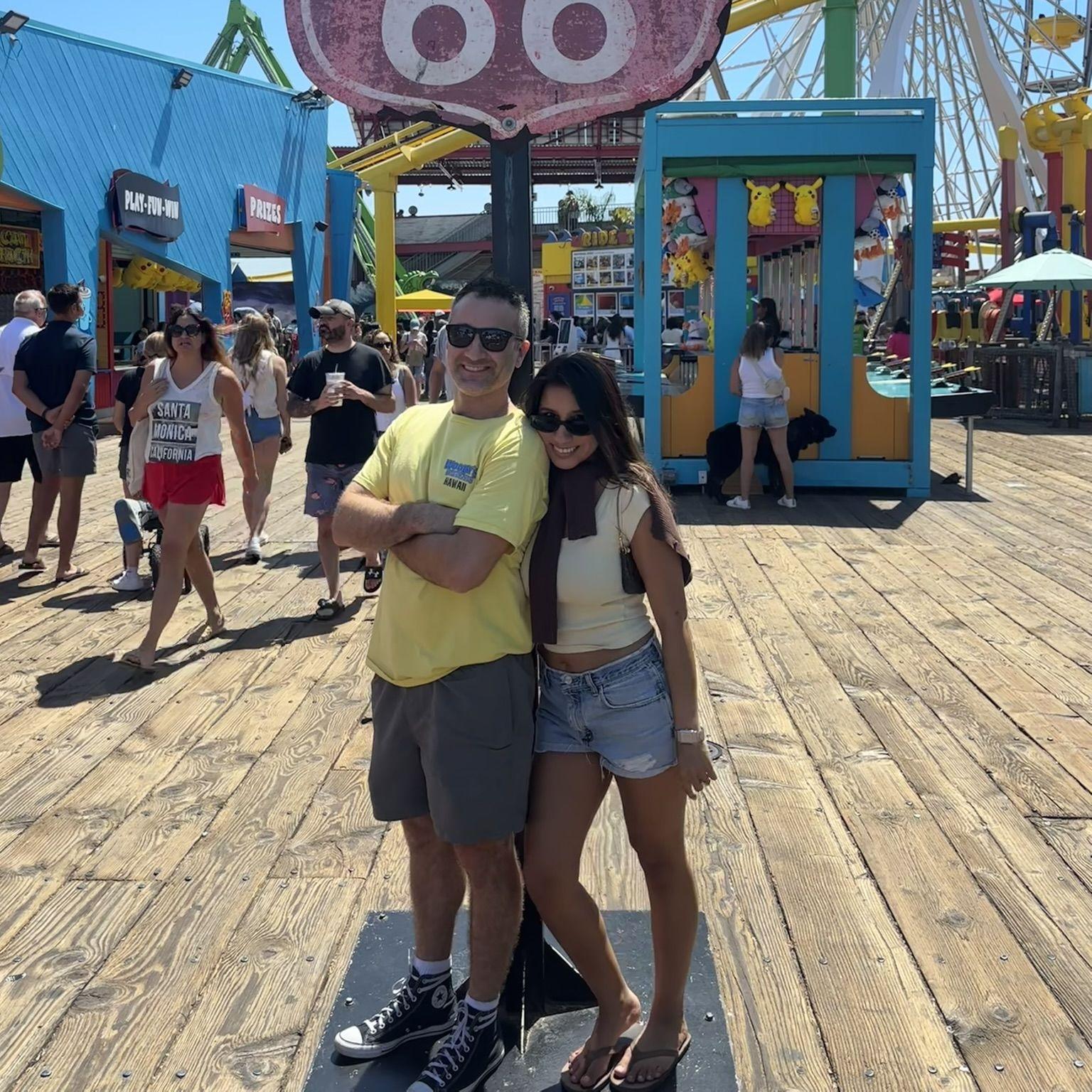 The Start of route 66 starts in Chicago and it ends in Santa Monica.. <3