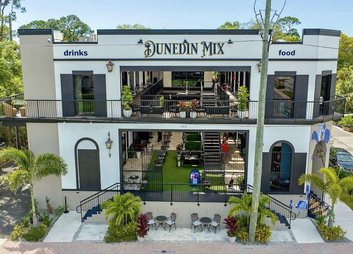 The Wedding Website of Lindsay Caraway and George Maganiaris