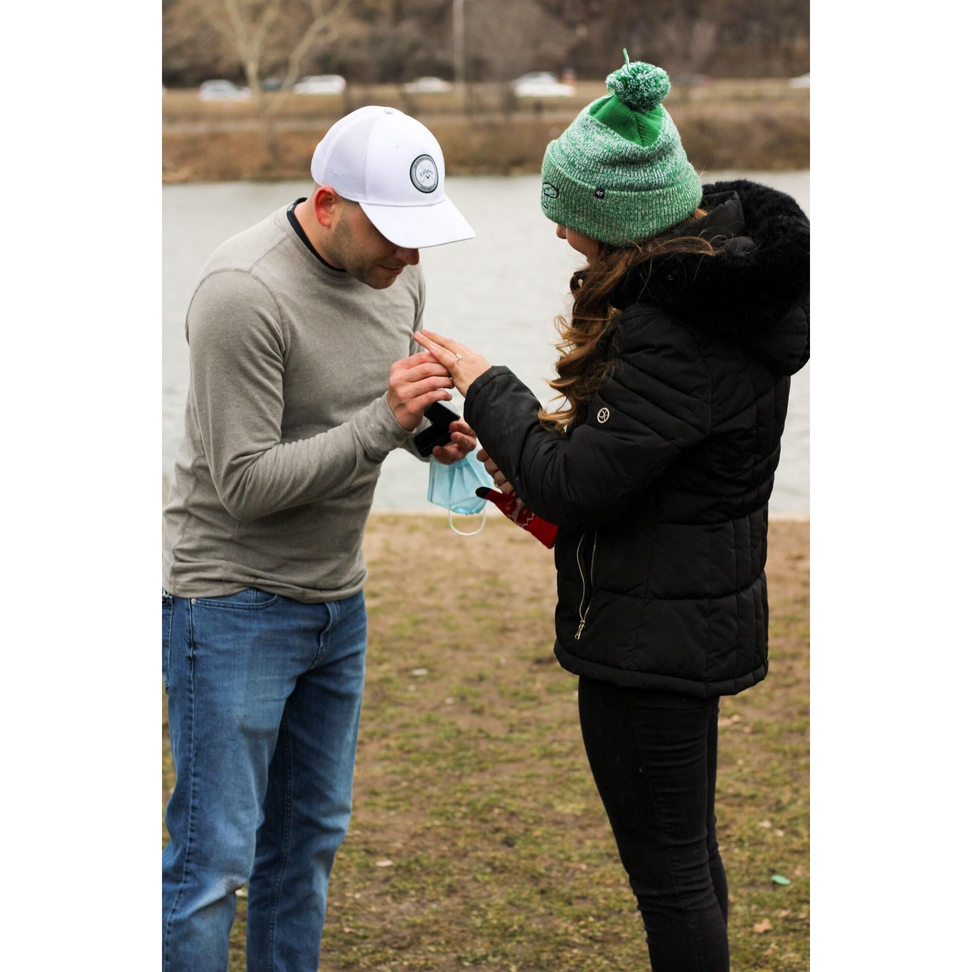 It was a lovely 39 degrees when Derek proposed along the river. In D.C. it was 50 degrees. I'm glad I brought my coat!