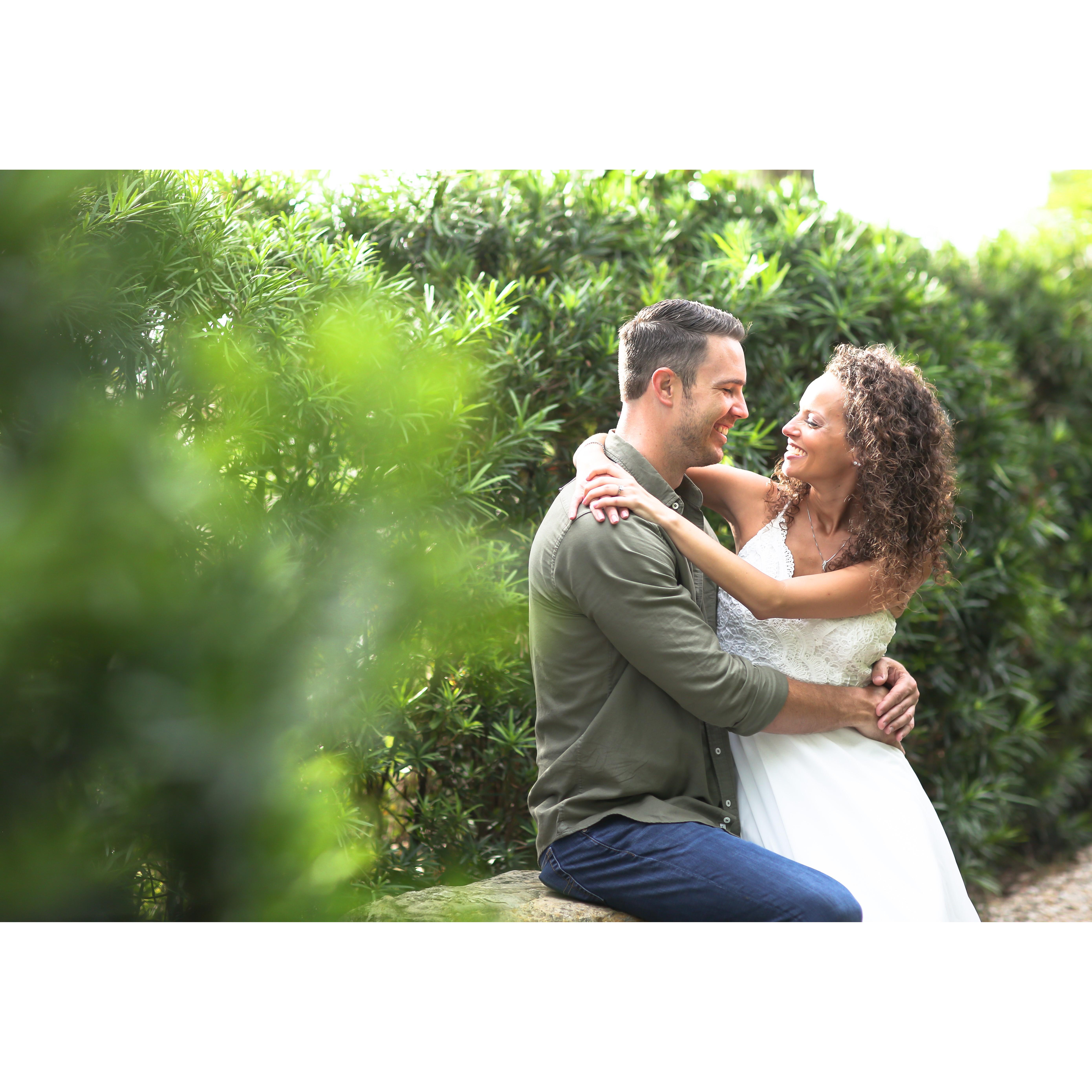 Engagement pictures in Downtown St. Petersburg