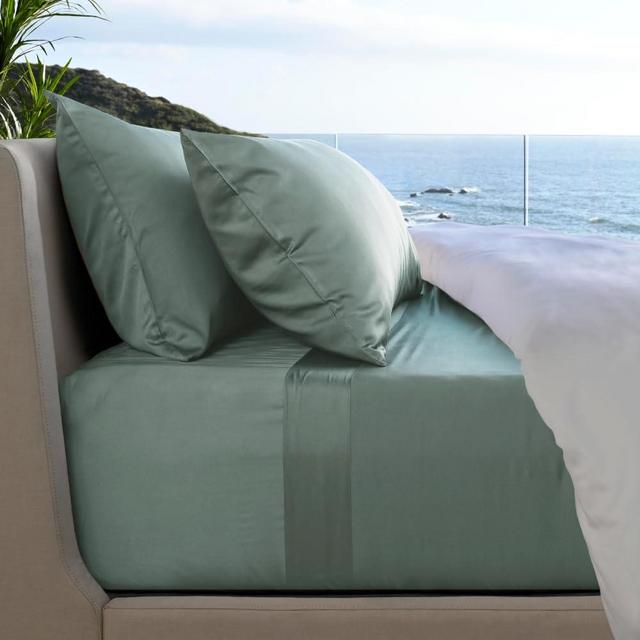 Cariloha Resort 4-Piece Sateen Sheet Set | Ocean Mist | Queen | Viscose Material | Allergy Resistant, Naturally Thermal-Regulating, Extra Soft Cooling Sheets for Hot Sleepers