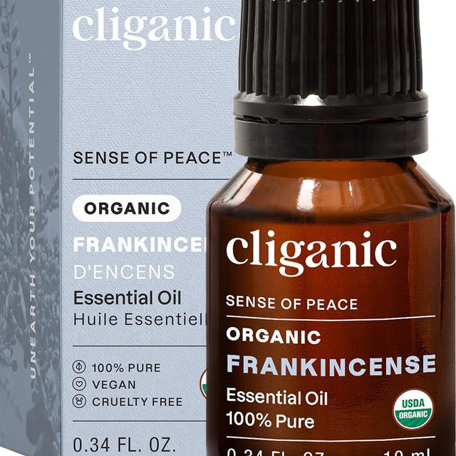 Cliganic Organic Frankincense Essential Oil - Boswellia Serrata, 100% Pure Natural Undiluted, for Aromatherapy | Non-GMO Verified