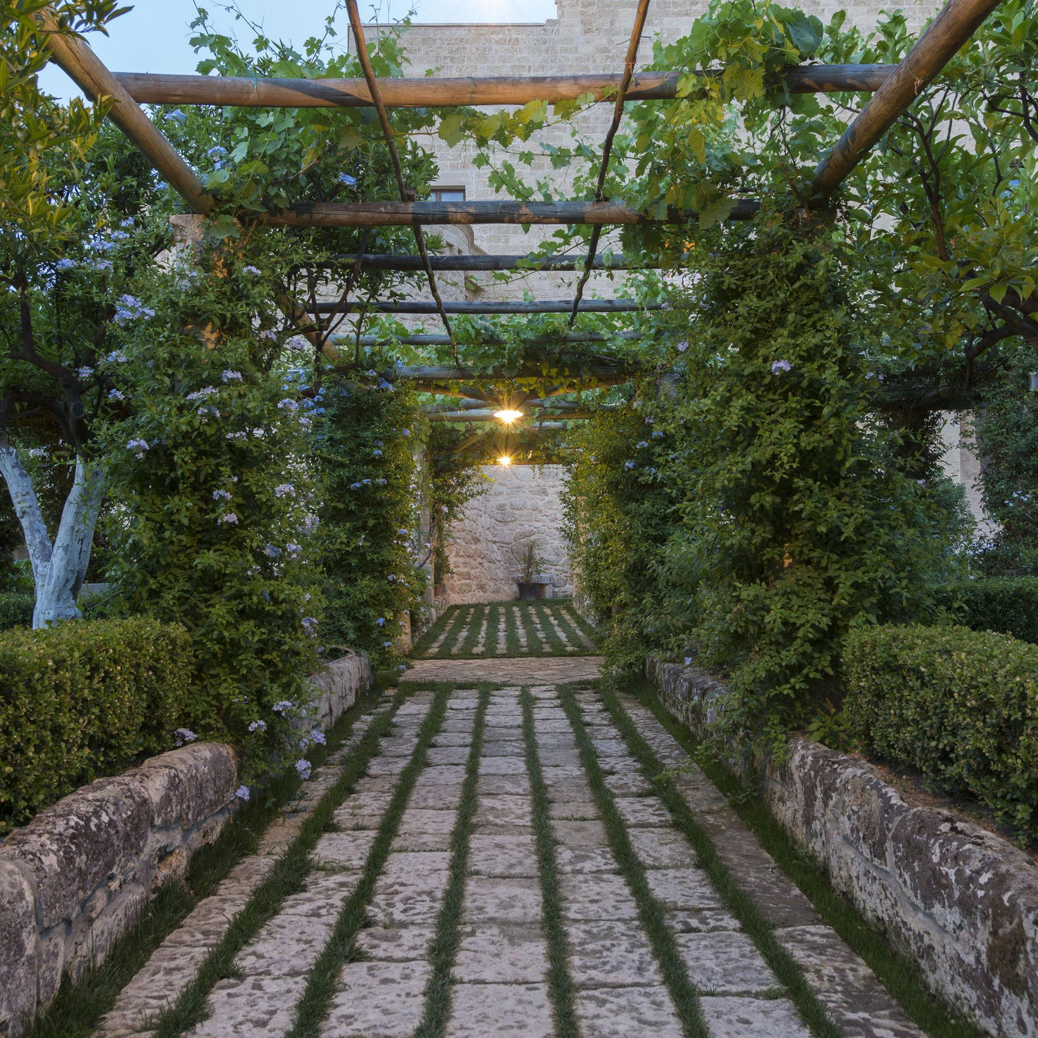 The Castello garden...