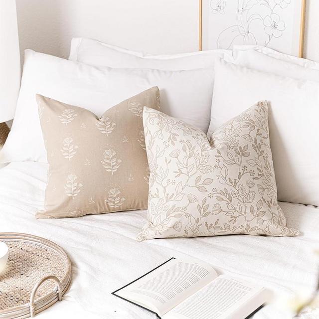 SageSelvas Floral Decorative Throw Pillow Cover 18x18 Set of 2, Farmhouse Neutral Beige Cotton Accent Throw Pillow for Couch Sofa Living Room, Cover ONLY