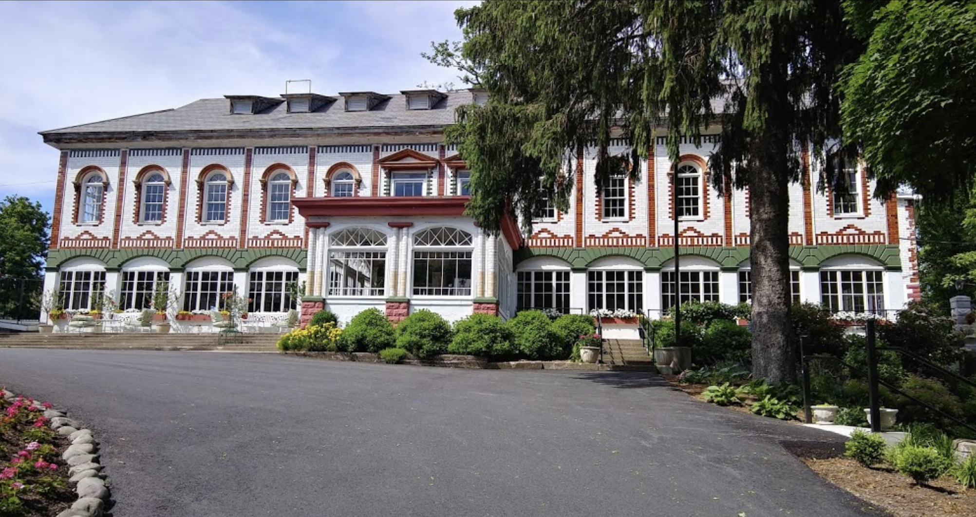 The Wedding Website of Kandice Tanner and Alex Christensen