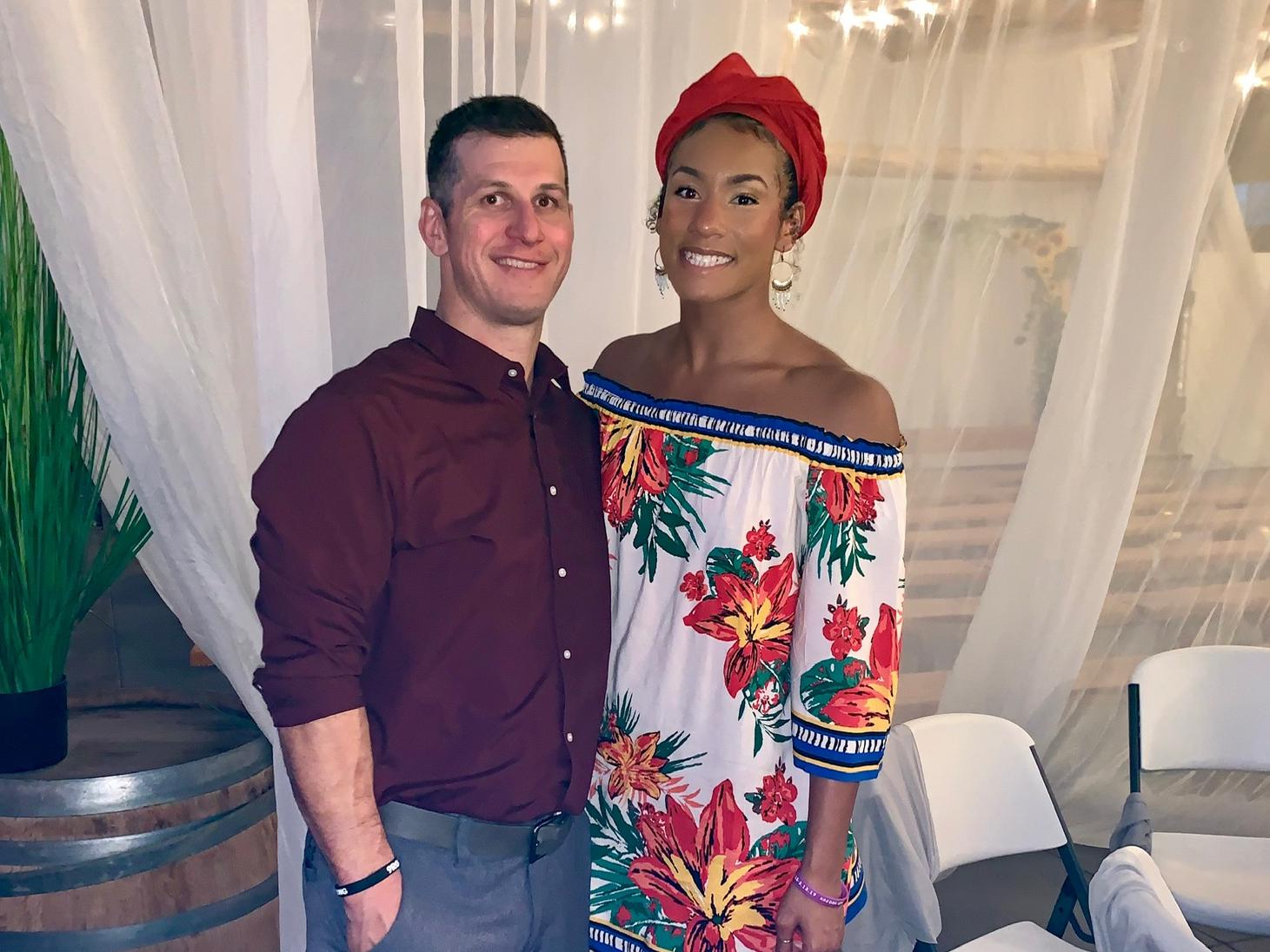 The Wedding Website of Mikara Ostermiller and Chris Willis
