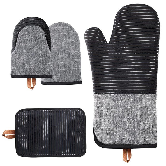 Kitchen Oven Mitts 4pcs Set- Non-Slip Cotton Oven Mitt & Pot Holders – Heat Resistant, Durable & Machine-Washable -One Long Mit, Two Mini Oven Mitts & One Pot Holder (Black)