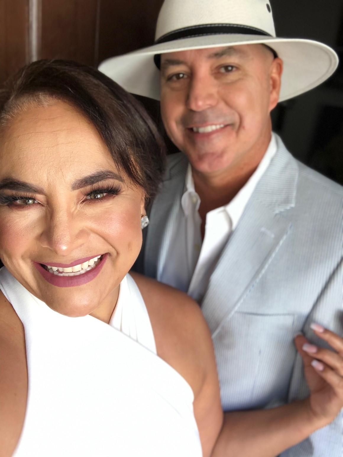 The Wedding Website of Dan Collins and Bertha Montalvo
