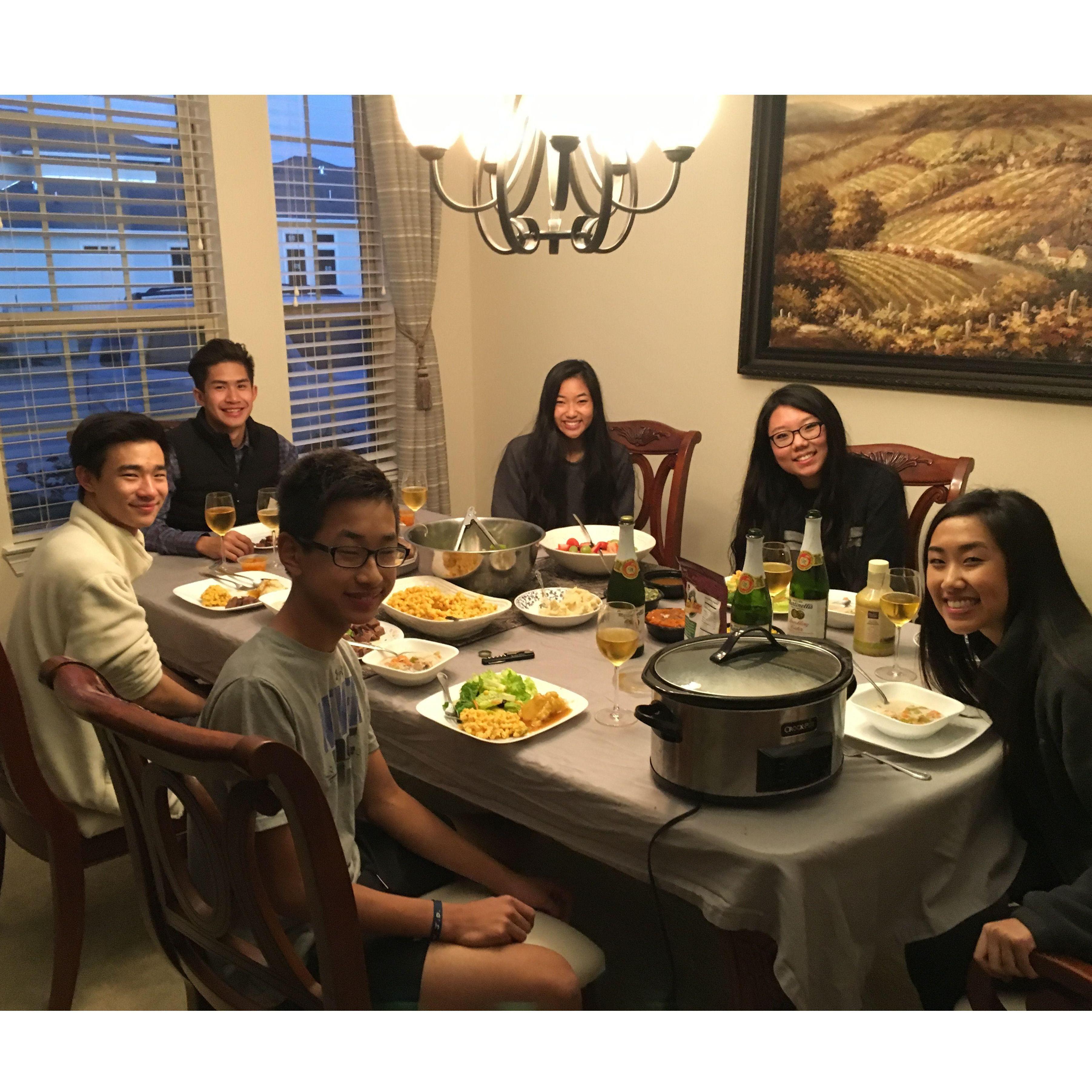 Friendsgiving, 2017