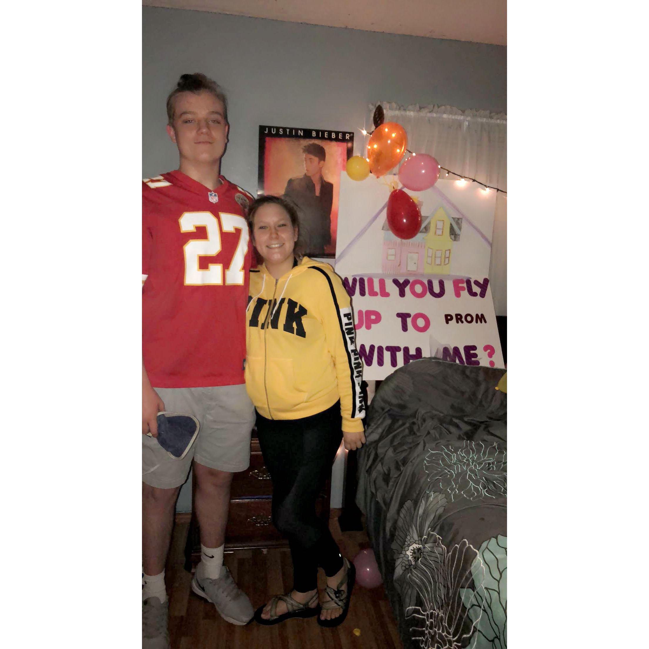 How he asked me to prom!