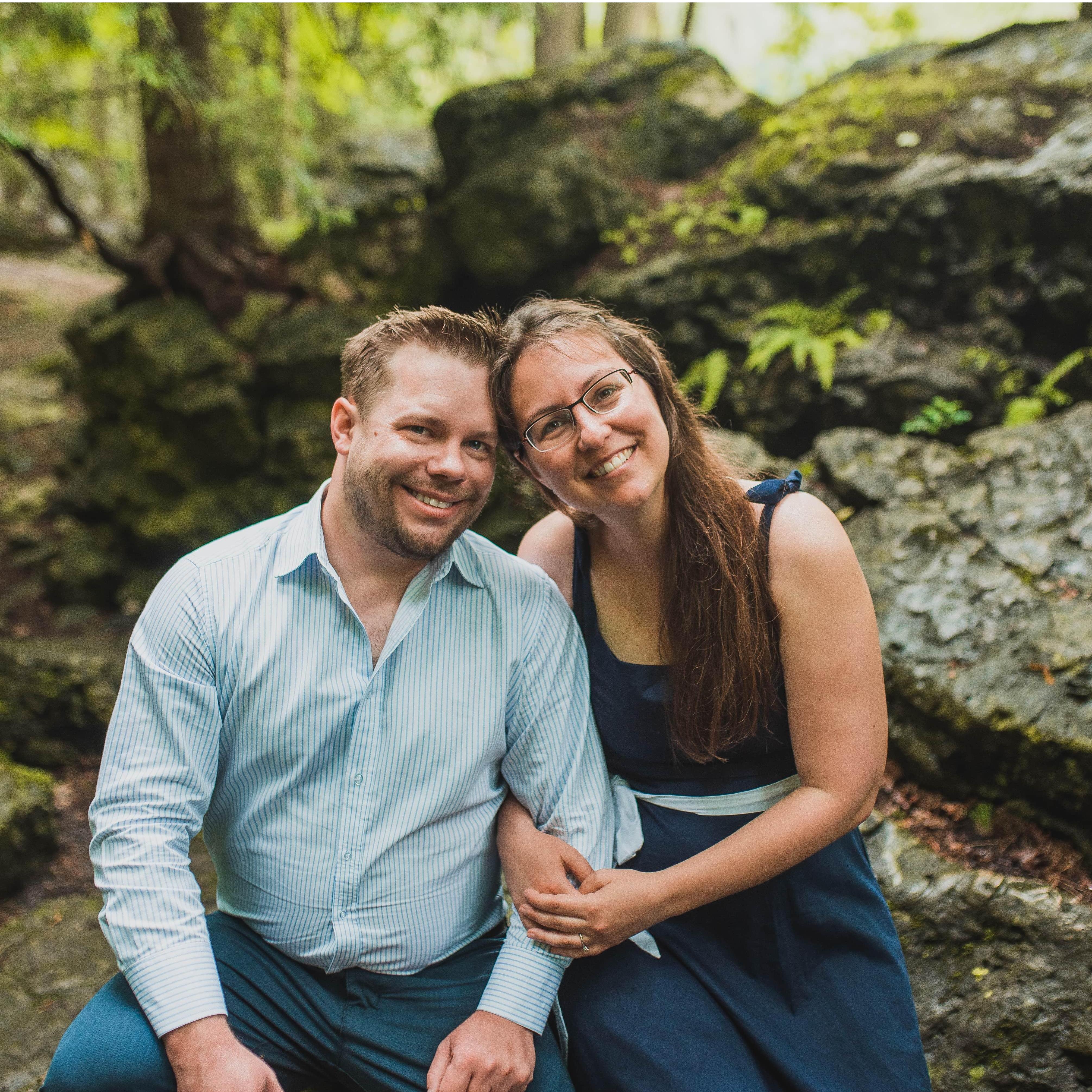 Engagement photos in the Elora Gorge Summer 2021
