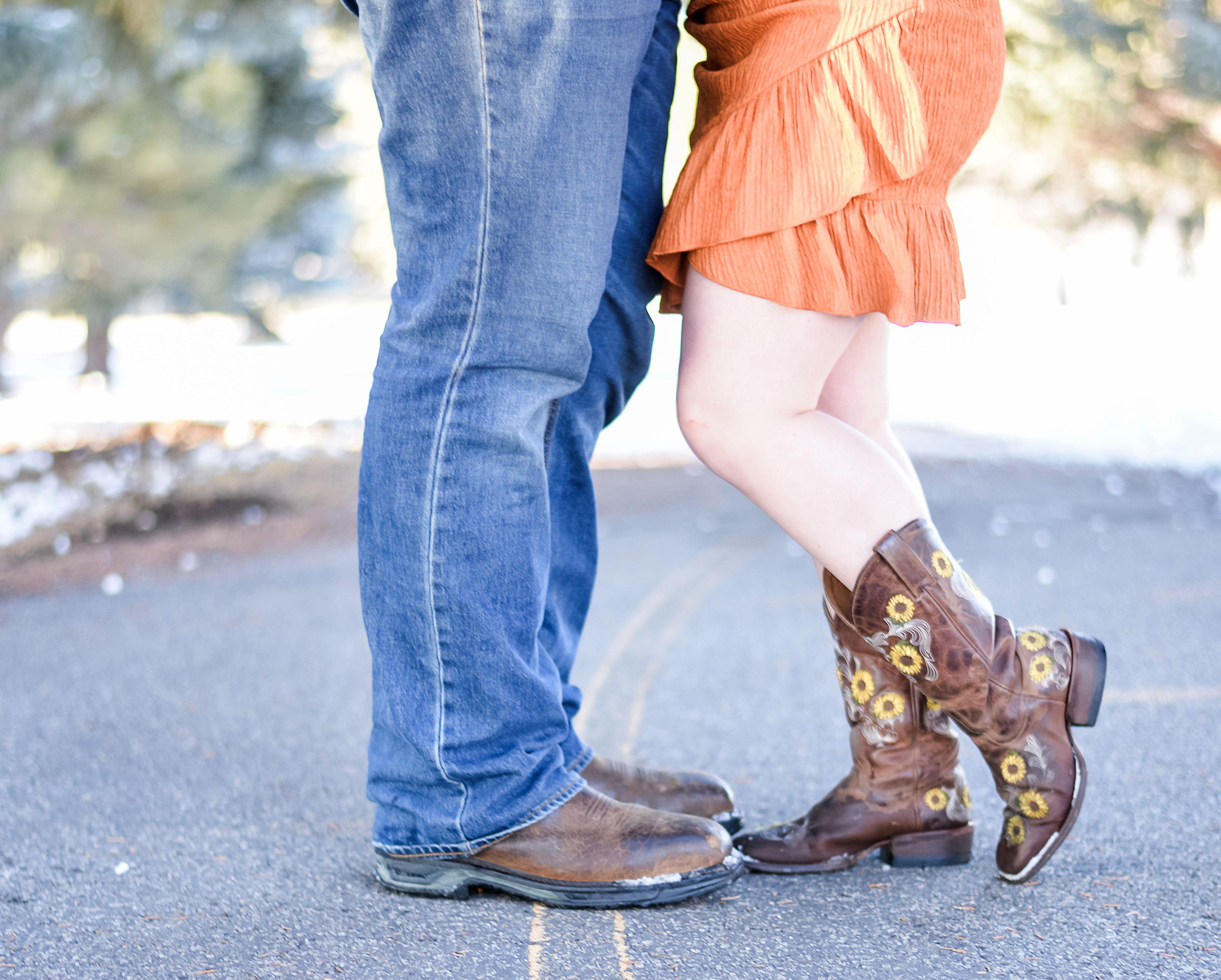 The Wedding Website of Lindsay Barrow and Justin Baxter