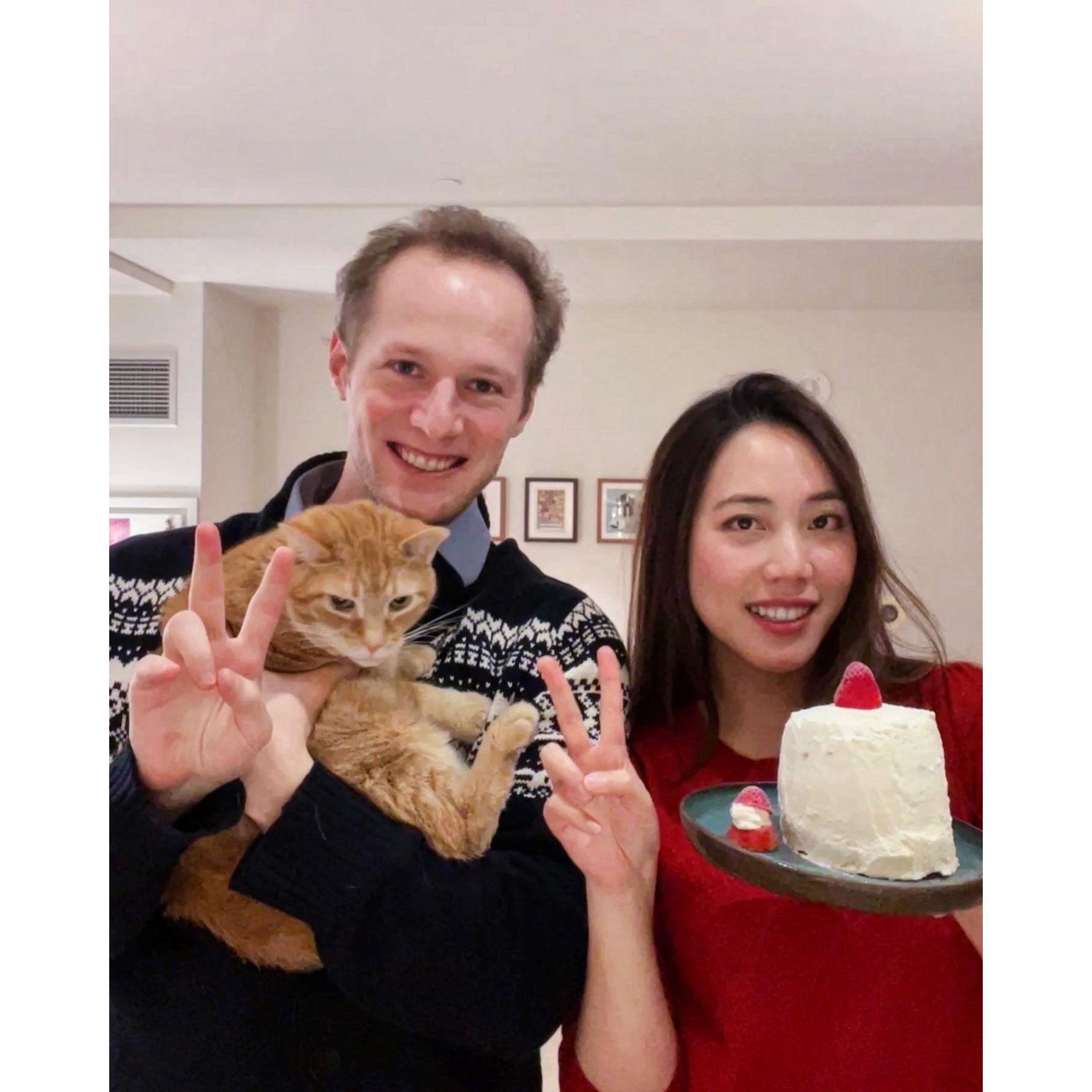 NYE 2022, Jean's strawberry short cake attempt turned out quite tippy