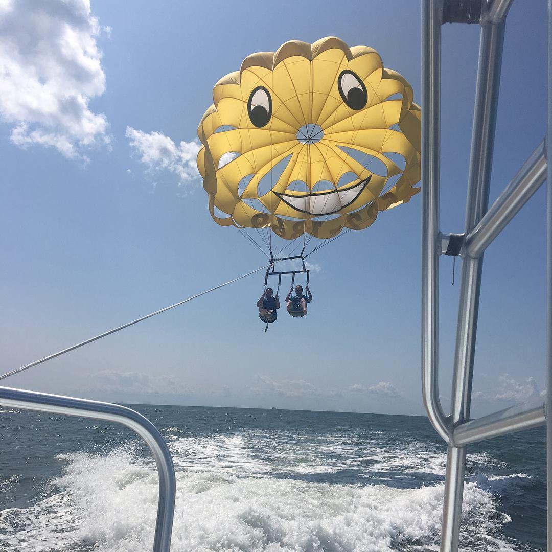 Parasailing 2017