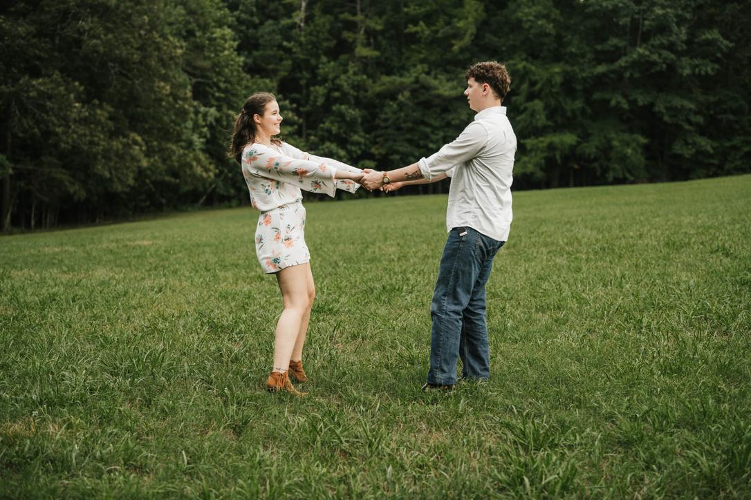 The Wedding Website of Sarah Harding and Cole Braswell