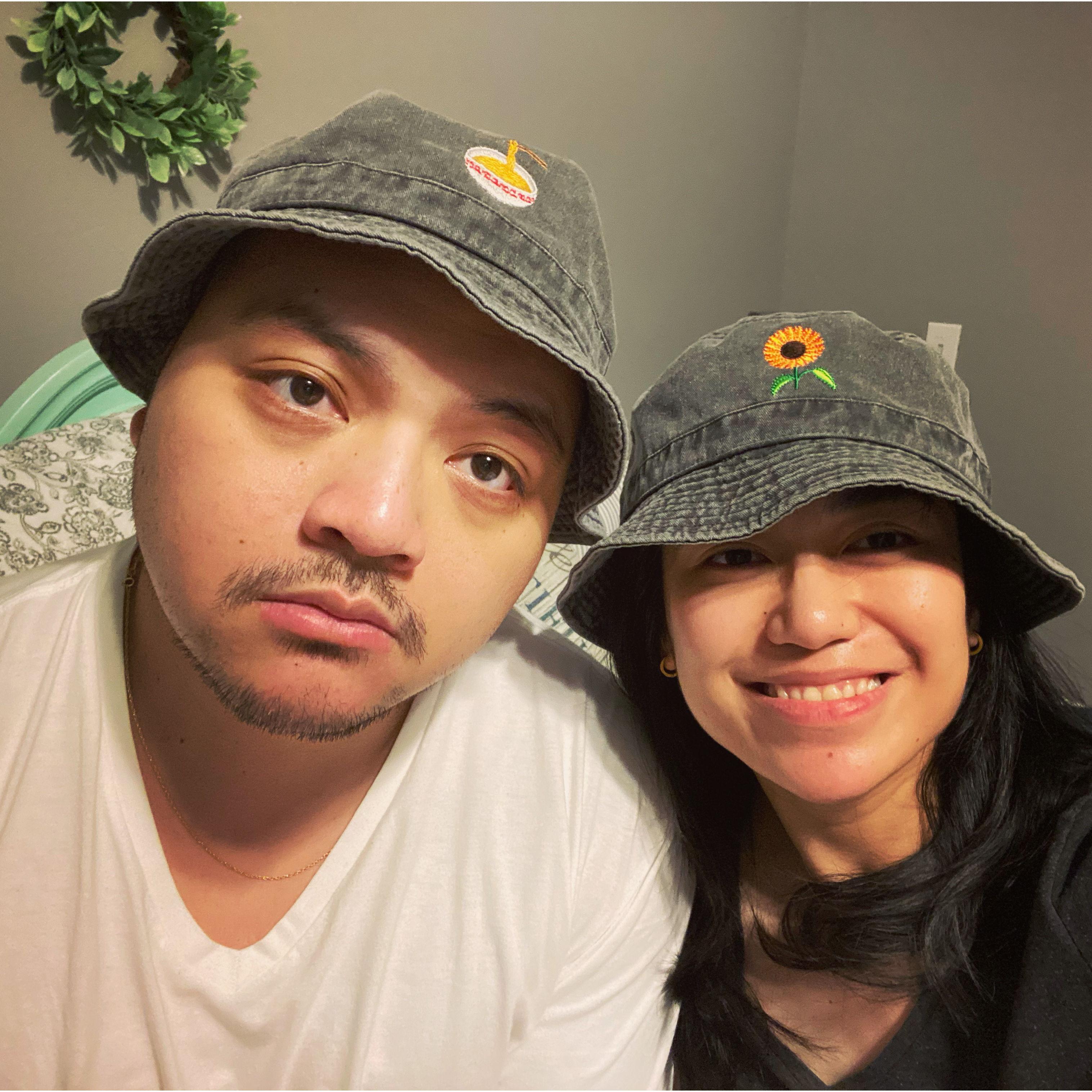 Visiting Jesse in LA after she took her exam! Look at these cool matching hats she got us! Can you tell that Gerson loves it!