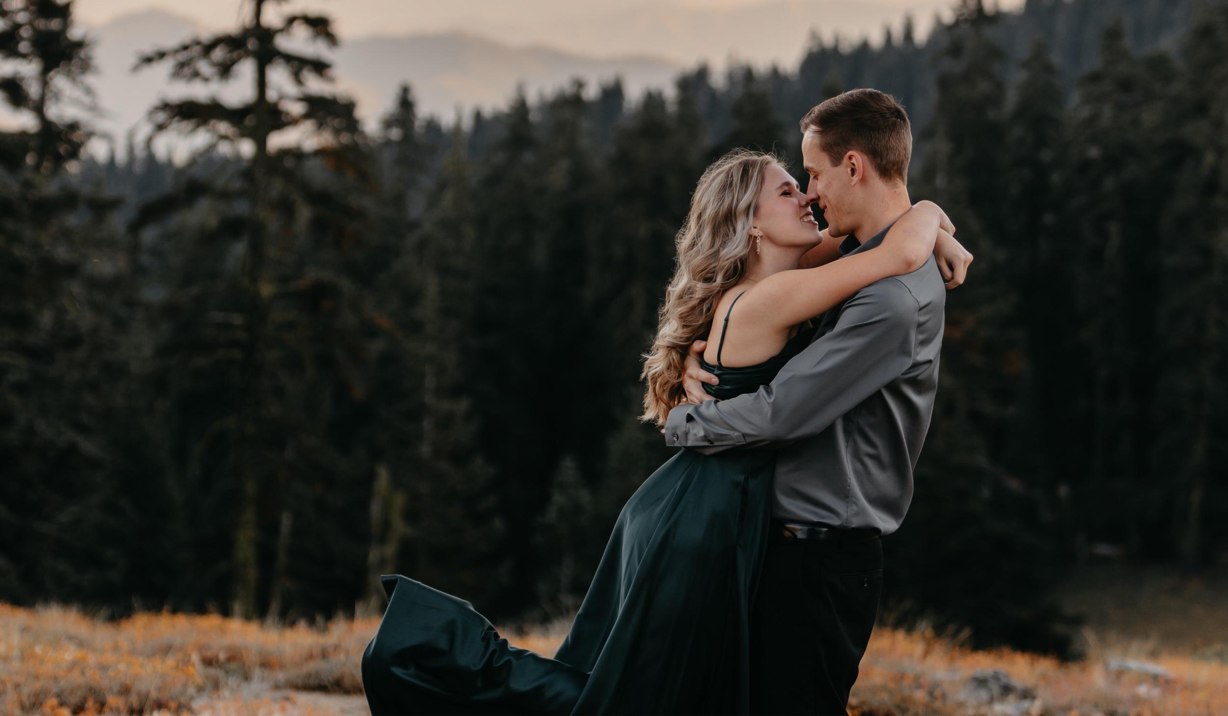 The Wedding Website of Grace Bailey and Zane Snyder