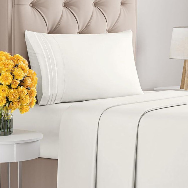 Twin Size 3 Piece Sheet Set - Comfy Breathable & Cooling Sheets - Hotel Luxury Bed Sheets for Women & Men - Deep Pocket, Easy-Fit, Extra Soft & Wrinkle Free Sheets - Antique White Oeko-Tex Bed Sheets