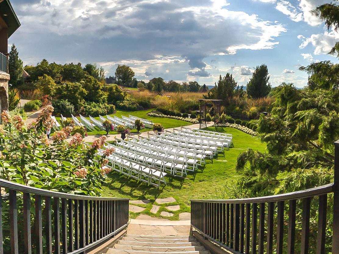 The Wedding Website of Brittney Silva and Matthew Dolce