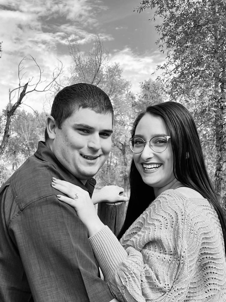 The Wedding Website of Sheyanne Matosich and Jacob Morris