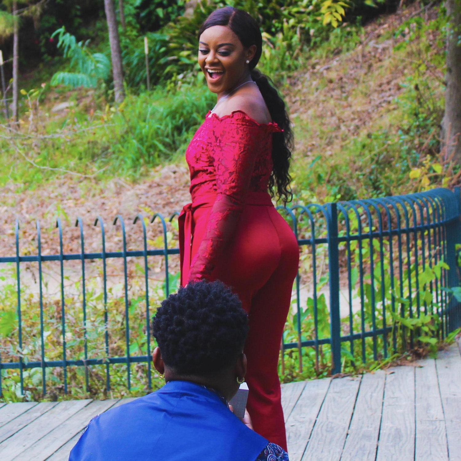 Down on one knee!