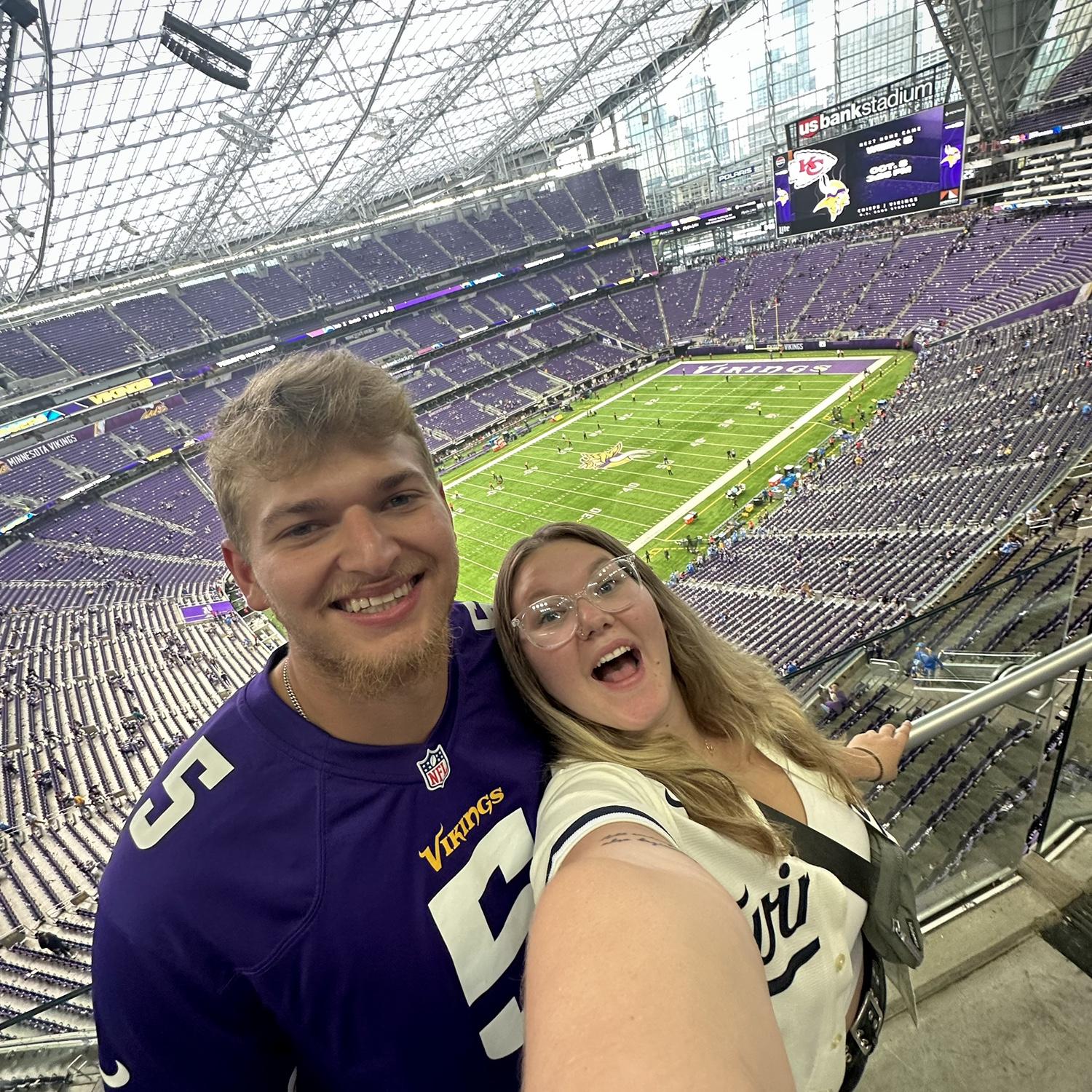 Minnesota pt 2, Vikings game 😈