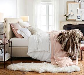 Chesterfield Tufted Upholstered Storage Bed