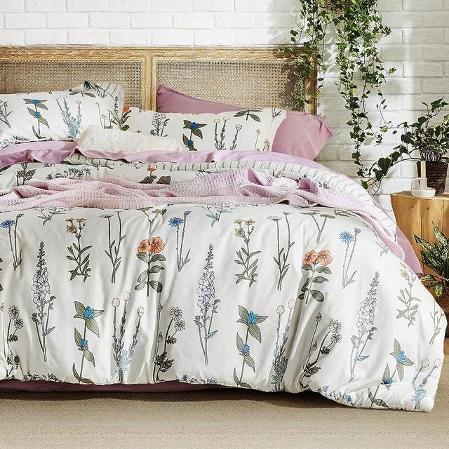 Bedsure Floral White Comforter Set - King Bedding Comforter Set, Fluffy Soft Microfiber Comforter, 3 Pieces Cute Botanical Bed Set, Includes 2 Pillow Shams for Women