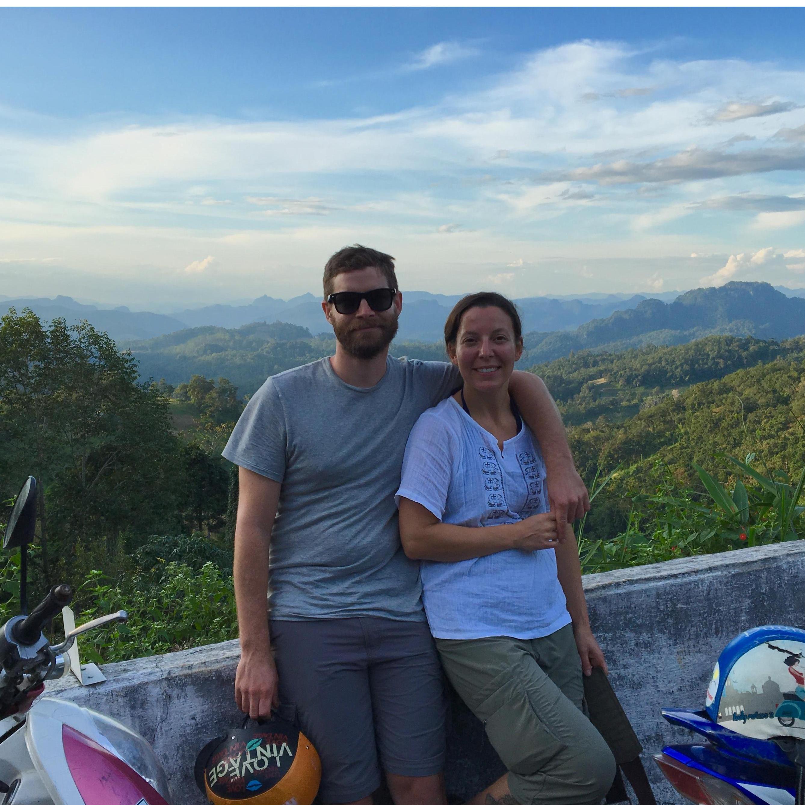 Motorbiking in the mountains of Northern Thailand to Lod Cave