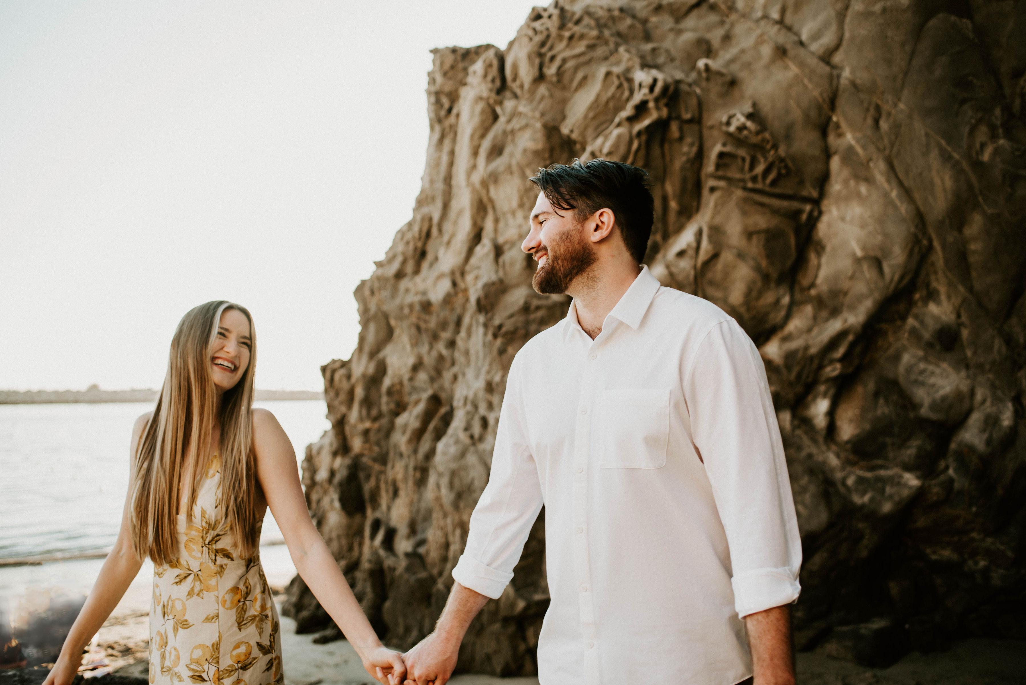 The Wedding Website of Lindsey Thomas and Jake Sternhagen