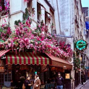 Walking Tour of Paris Through Scent