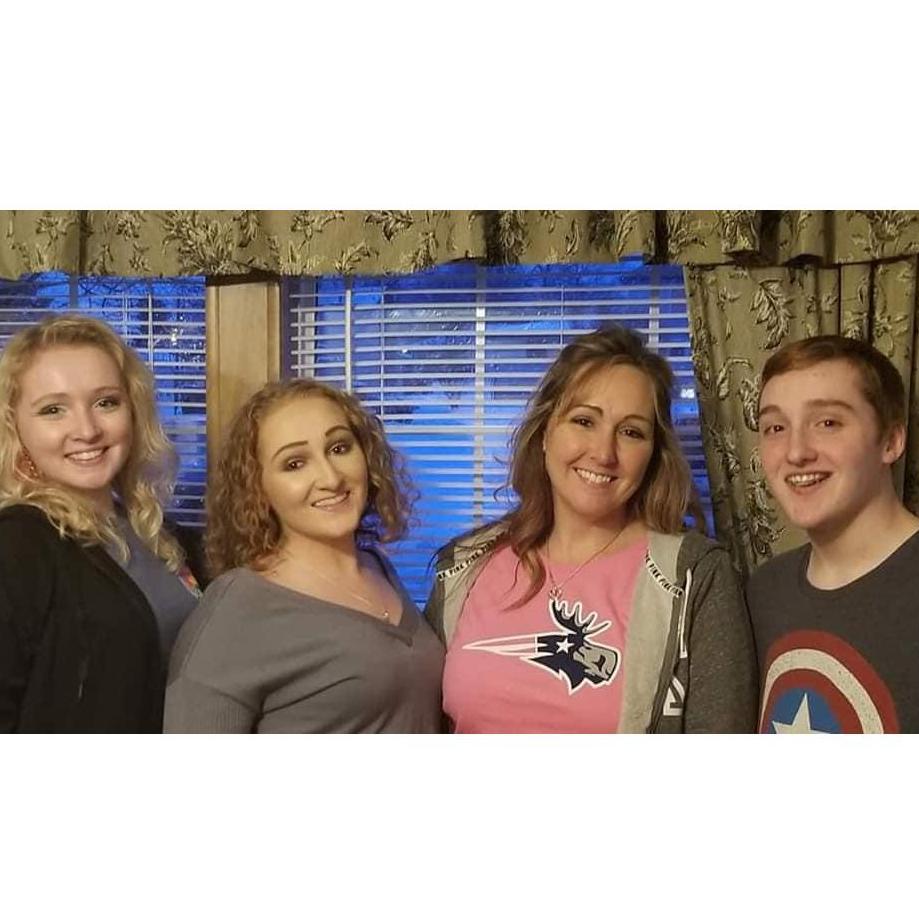 Jan 2019
Samm, Tika, Bjarni, Zach