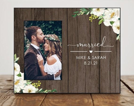 Personalized Wedding Gift for Couple Bridal Shower Gift Wedding Picture Frame 8861