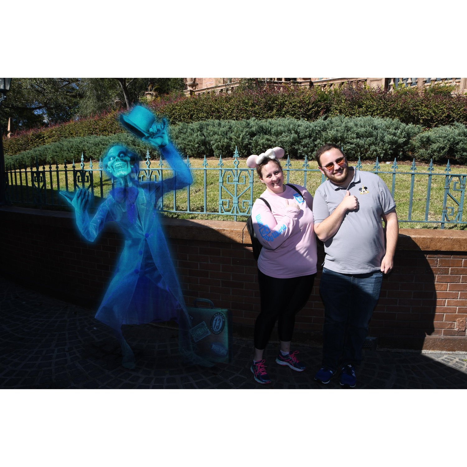Beware of hitchhiking ghosts!
