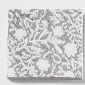 Performance Plus Bath Towel - Threshold™