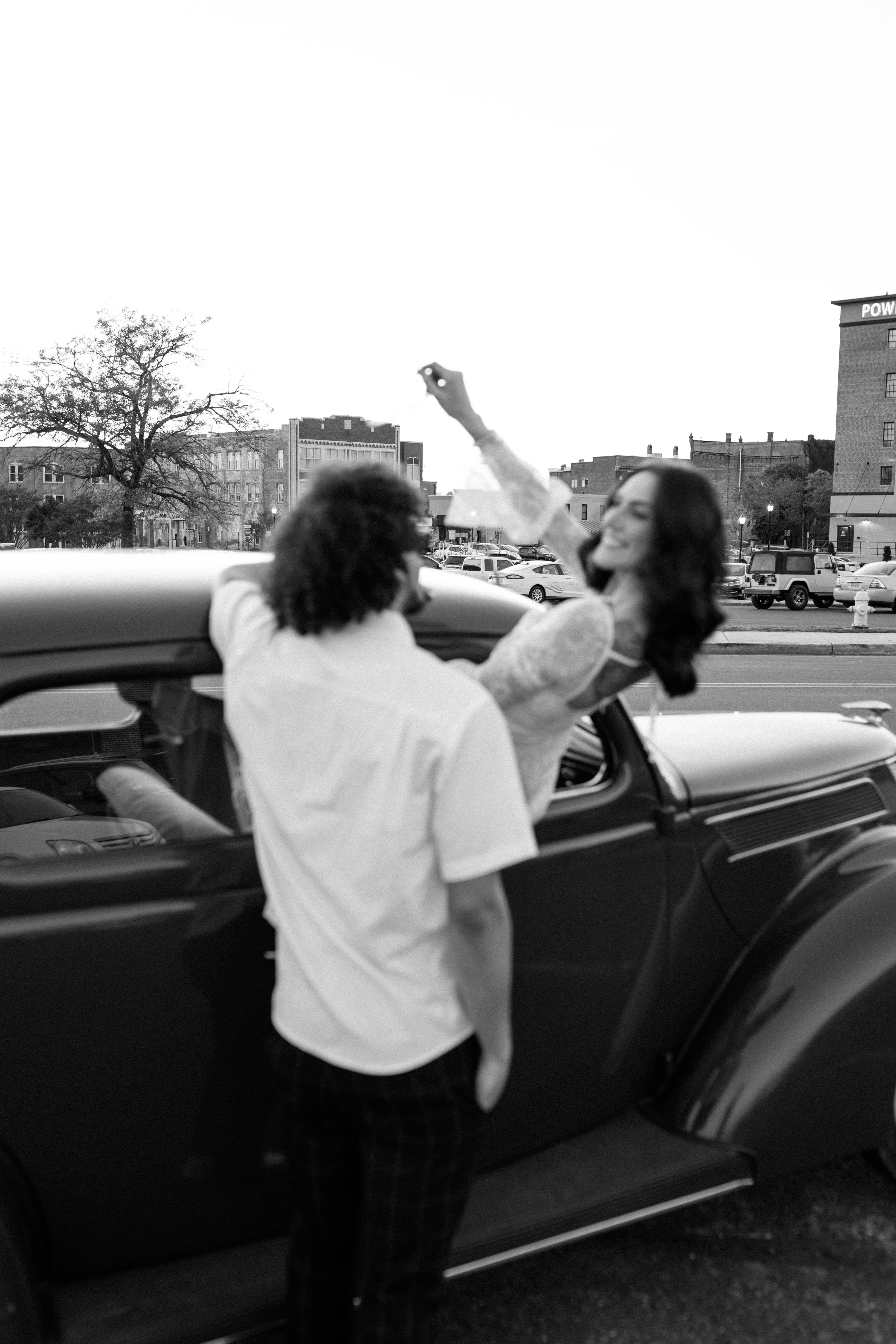 The Wedding Website of Kaytlen Ferruccio and Isaiah Kane