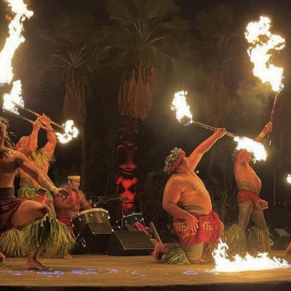 Hawaii luau & dinner