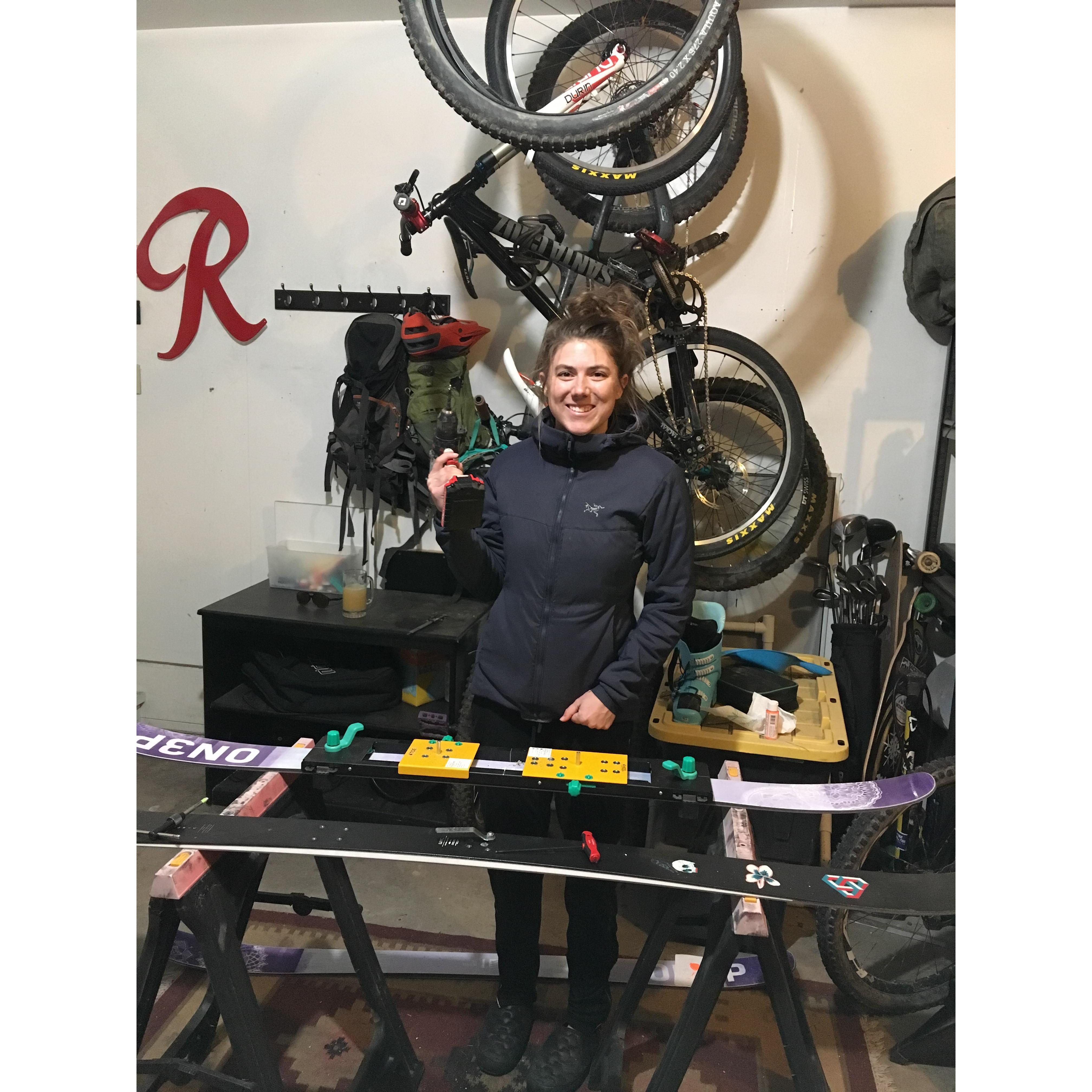 We make our own jerky and mount our own skis. #frontierlyfe