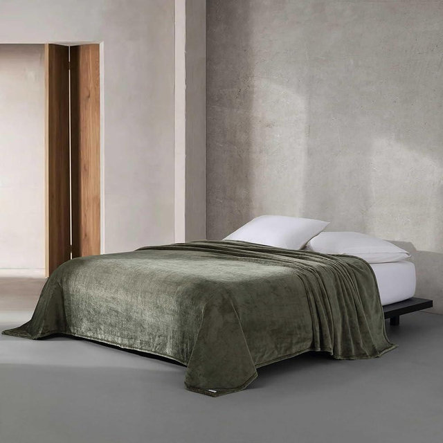 Calvin Klein - King Size Blanket, Ultra-Soft Plush for Couch or Bed, Medium Weight Bedding for Year Round Comfort (Core Plush Olive Green)
