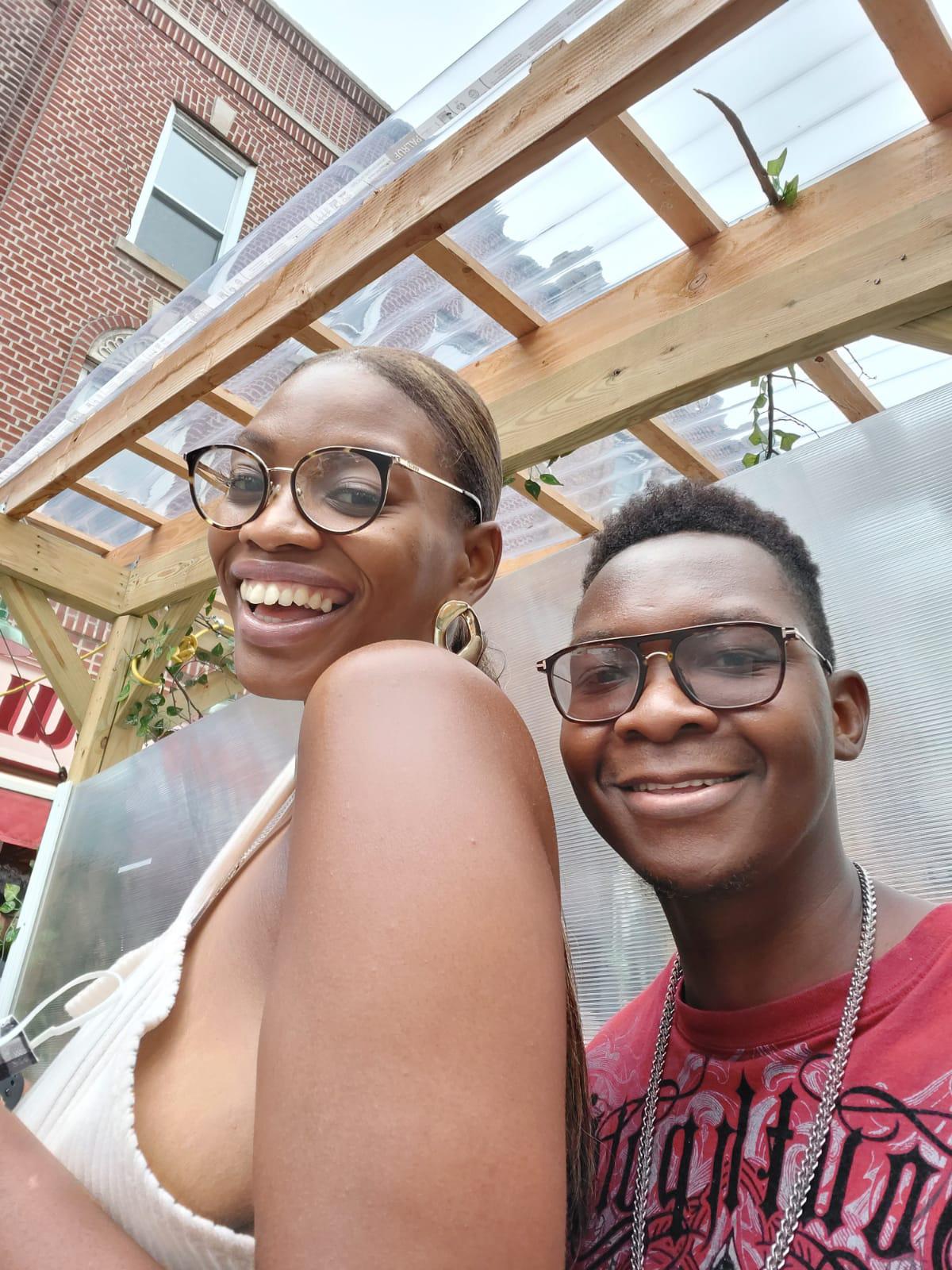 Brunch Date! Best Seat Everrrrrr